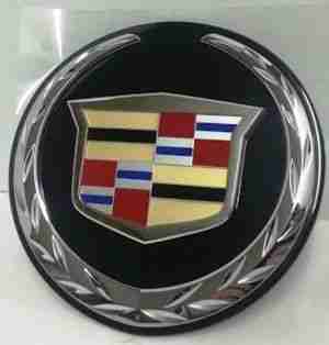 Эмблема молдинга крышки багажника 2007-2014 Cadillac Escalade GM артикул: 22984656
